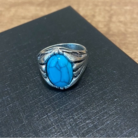Jewelry - Retro pattern oval turquoise stone silver women’s ring Sz 8‎